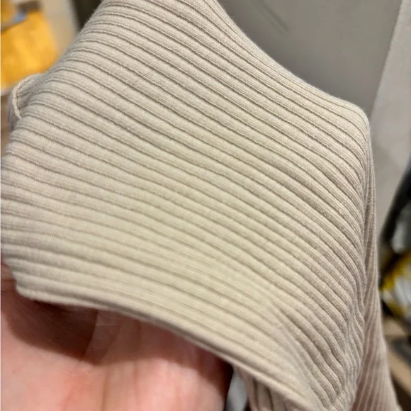 H&M Ribbed High Neck Tank Top - Beige - Picture 4 of 4